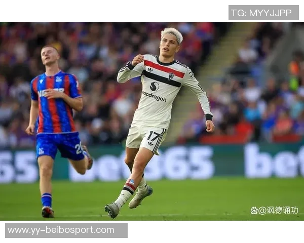 瑞天空报道曼联纽卡法兰克福争夺阿贾克斯17岁中场新星莫吉奥