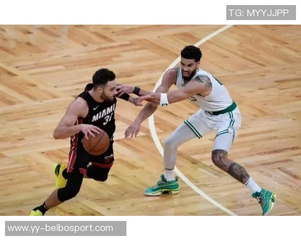 希罗表现平平17投6中三分命中率高但正负值全队最低